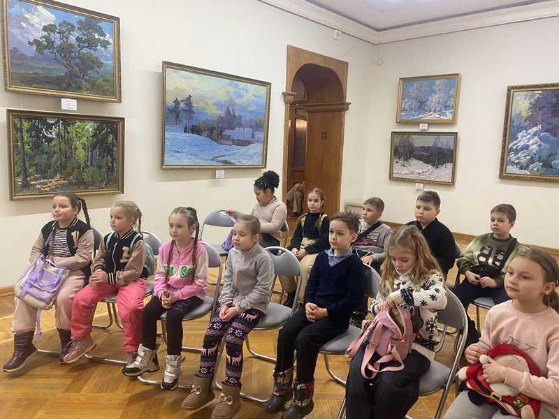 дети в музее