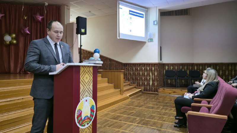 Волков Юрий