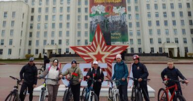 На одной волне с городом: педагоги и ученики нашей школы стали участниками грандиозного велопробега велопробег 2026