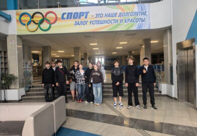 Трудовые моменты и моменты настоящего активного отдыха в летнем лагере «Пчёлка» в спорткомплексе